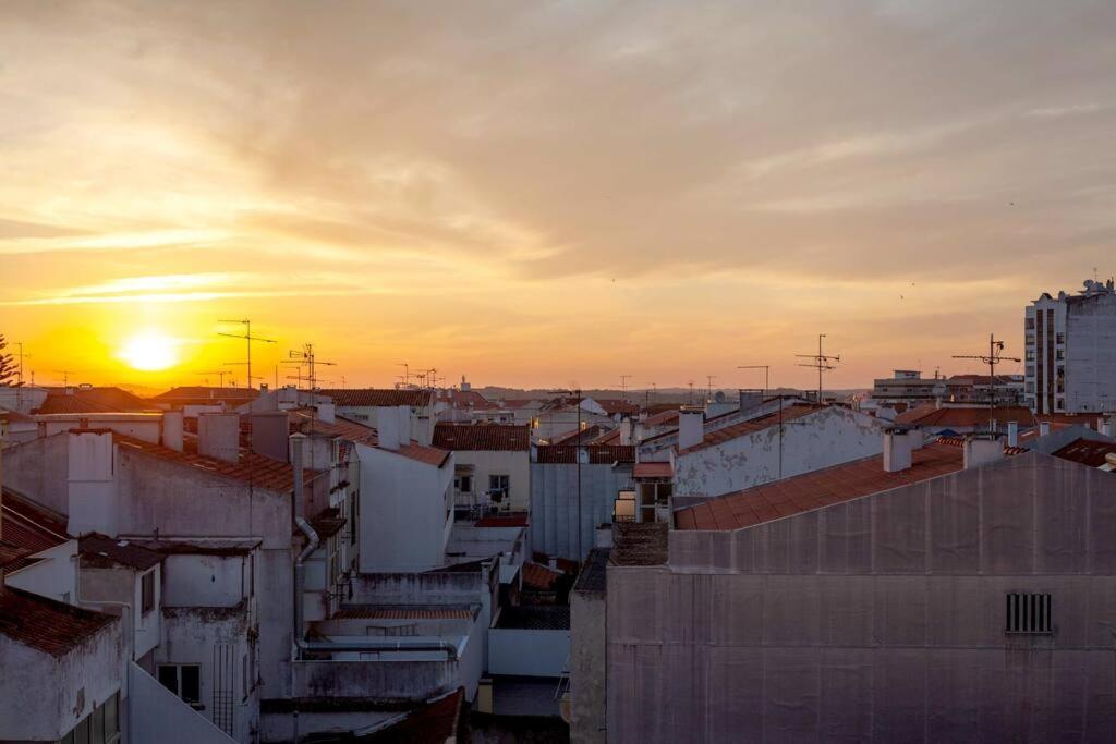 Penthouse Apartment, City Center Caldas Da Rainha Eksteriør billede